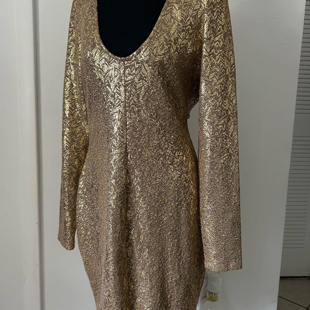 Gold Sequin Scoop Neck Long Sleeve Midi Dress SELF size 3 junior